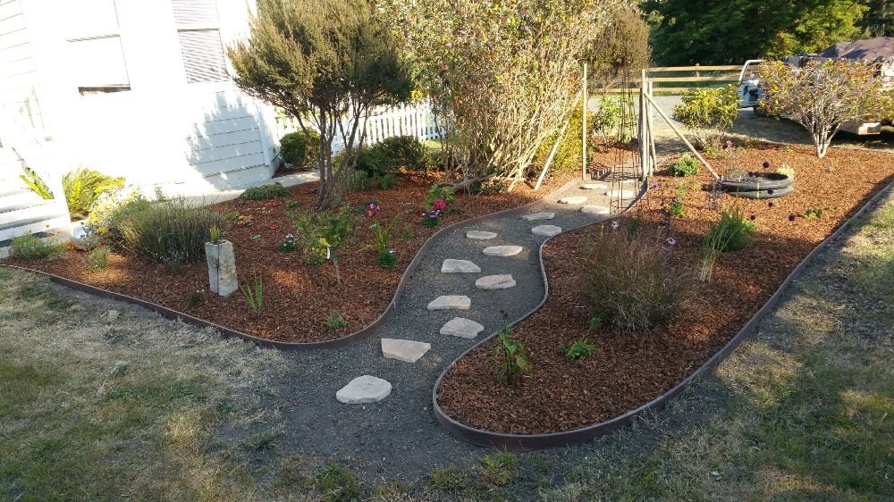 Why Hire a Local Landscaper in Fort Bragg, CA for Lawn Care and Yard Clean-Up